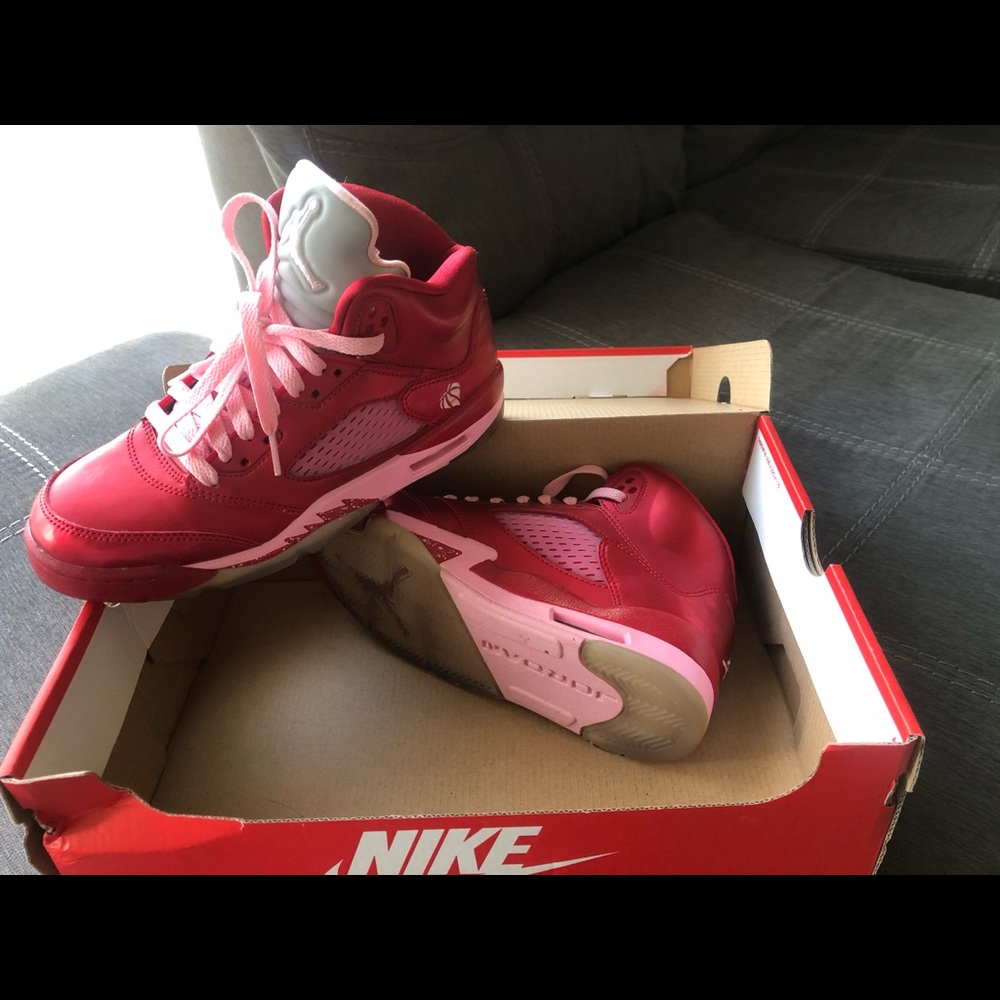 jordan 5 valentines edition condition new